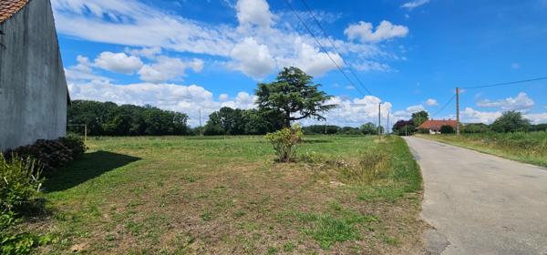 Maison au calme, en pleine campagne – 2 logements + dépendances – 5600 m² de terrain