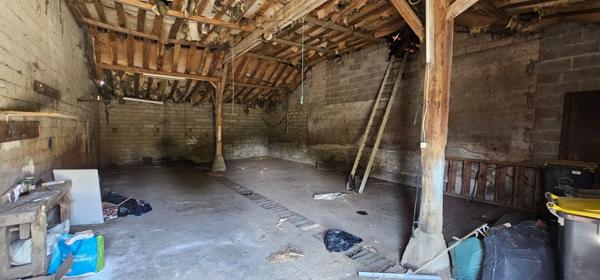Maison au calme, en pleine campagne – 2 logements + dépendances – 5600 m² de terrain