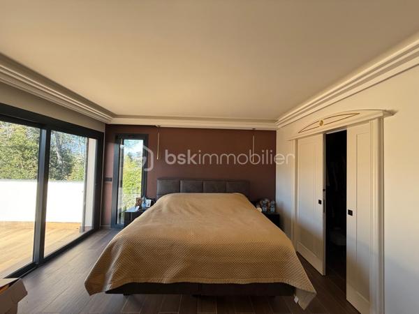 Maison traditionnelle de 318 m²