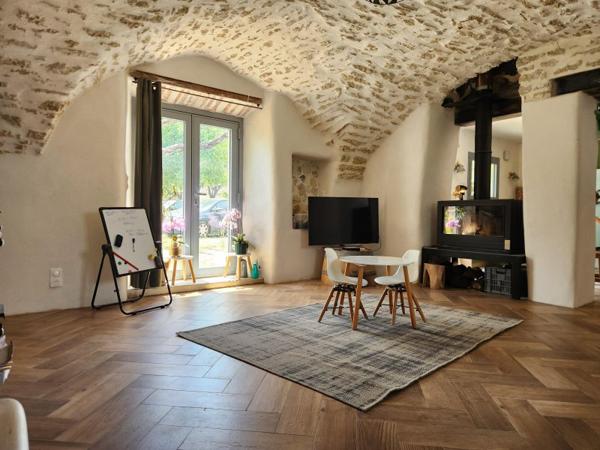 Vente / Maison en pierre à Sérignan-du-Comtat (84830)