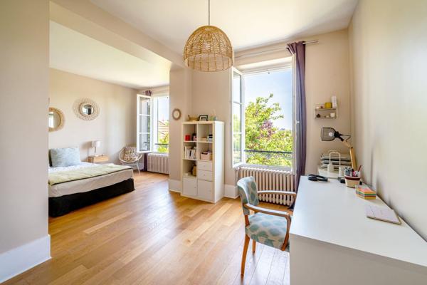 Meudon Bellevue - Maison familiale avec jardin, proche gares et écoles