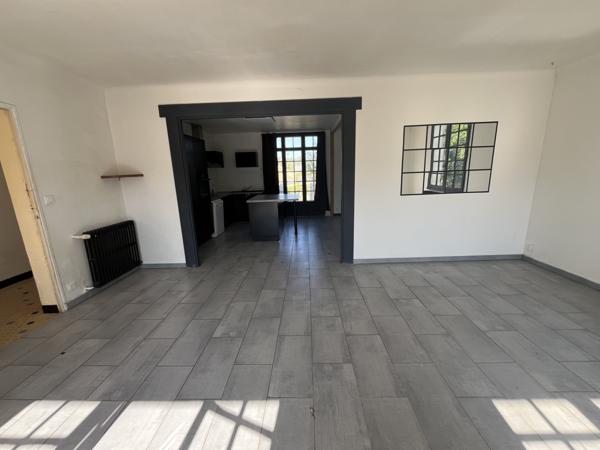 Saint-Jean-de-Thouars (79100) ref 96162 SAINT JEAN DE THOUARS Maison de plain pied de 100 m2 type 4 sur terrain de 1540m2