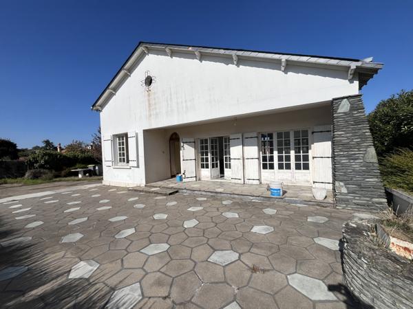 Saint-Jean-de-Thouars (79100) ref 96162 SAINT JEAN DE THOUARS Maison de plain pied de 100 m2 type 4 sur terrain de 1540m2