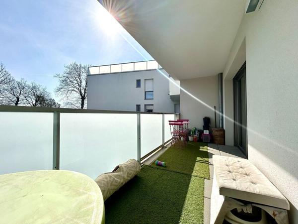 NOYAL-CHATILLON-SUR-SEICHE - QUARTIER RESIDENTIEL - 2 PIÈCES - 1 CHAMB