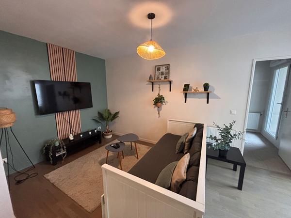 Appartement 4 pièce(s) 77.73 m2 Meublé
