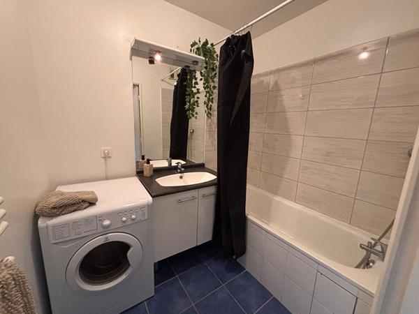 Appartement 4 pièce(s) 77.73 m2 Meublé