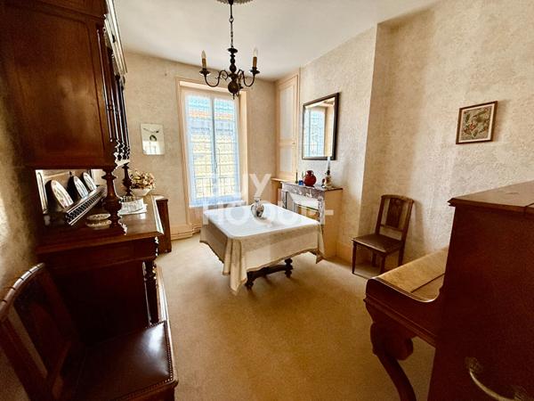 CLERMONT-FERRAND - Appartement de caractère T4 de 85 m²