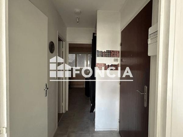 Location Studio 29.5 m² - Gien 45500