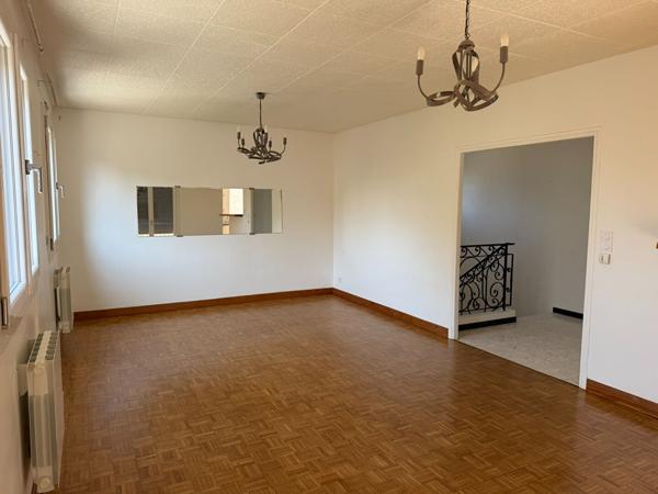 CARCASSONNE quartier Domairon - Maison type 7 jardin et garage - 140m² surface habitable