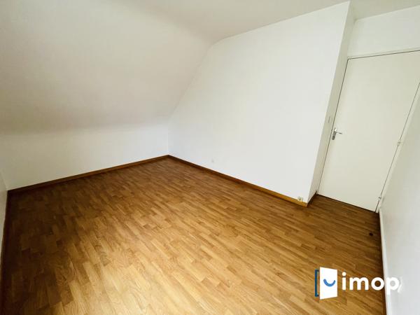 Maison avec extérieur