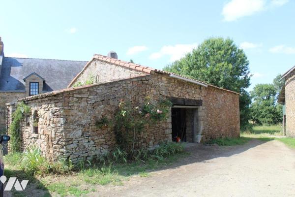 COUERON - PROPRIETE EN PIERRES AVEC DEPENDANCES SUR 1.6 ha