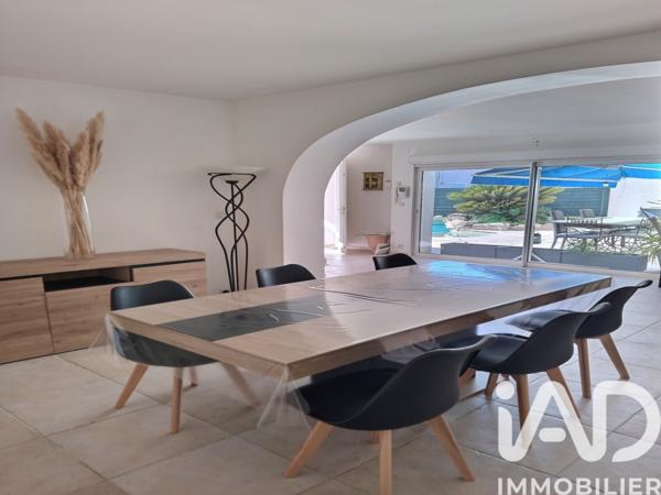 Maison à vendre 9 pièces 223 m² Saint-Cyr-sur-Mer