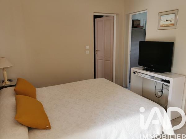 Maison à vendre 9 pièces 223 m² Saint-Cyr-sur-Mer