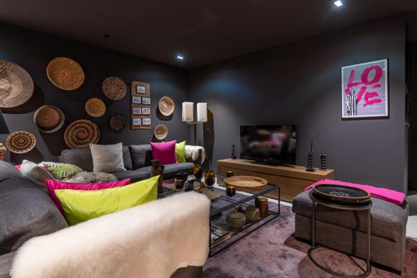 Maison d'architecte 315 m² - piscine et parc de 6647 m² - centre ville