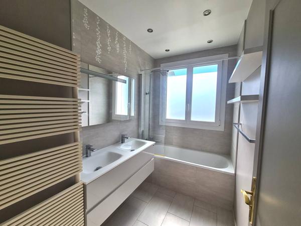 Maison Ozoir La Ferriere 6 pièce(s) 159.4 m2