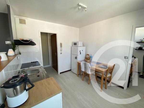 Appartement F1 à vendre  1 pièce - 35 m2 CHATEAUDUN - 28