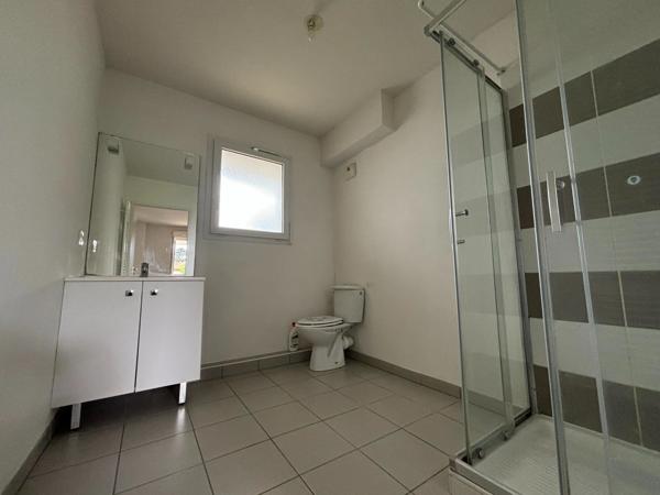 Appartement à vendre 2 pièces BOUCAU (64) et place de parking sous-terrain