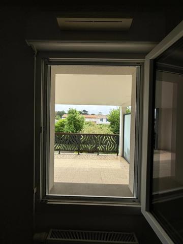 Appartement à vendre 2 pièces BOUCAU (64) et place de parking sous-terrain