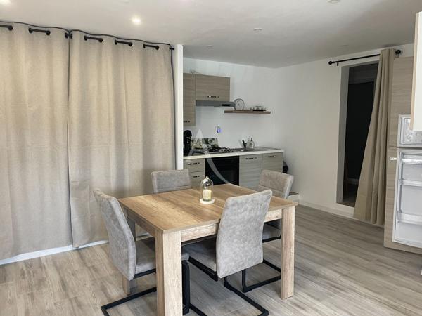 À VENDRE MAISON FAMILIALE AVEC DÉPENDANCE AUX PENNES MIRABEAU