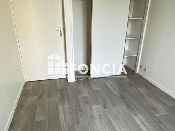Location Appartement 2 pièces 31.22 m² - 1 BIS RUE DE LA SOMME Mantes La Jolie 78200