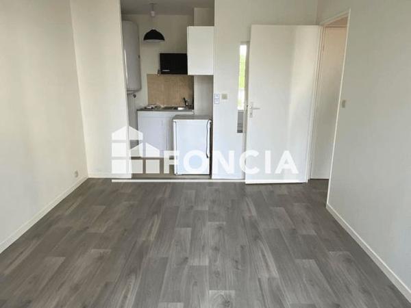 Location Appartement 2 pièces 31.22 m² - 1 BIS RUE DE LA SOMME Mantes La Jolie 78200