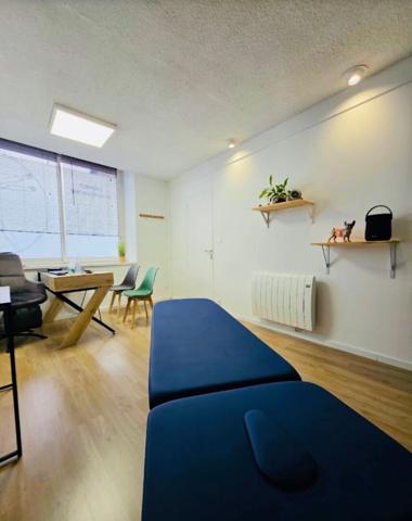 Local commercial Iteuil 45 m2