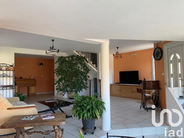 Maison à vendre 6 pièces 202 m² Château-Thierry