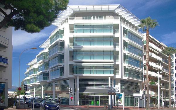 Appartement à vendre    1 pièce • 33,33 m2 Cagnes-sur-Mer