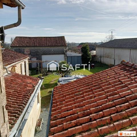 Belle maison, bien rénovée avec une histoire qui va vous plaire .