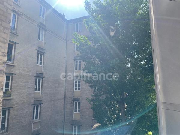Appartement à vendre 2 pièces PARIS 20EME ARRONDISSEMENT (75)