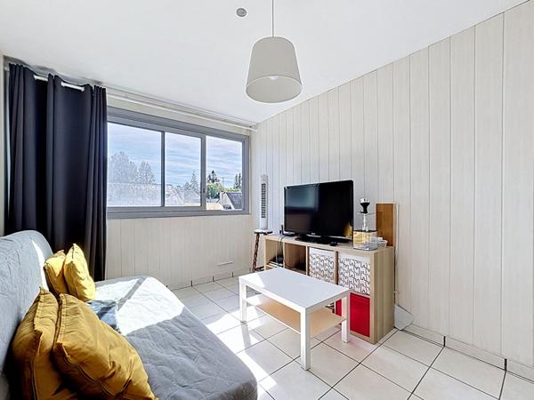Appartement T1 meublé 20.27m² - Tours Coty - Tram