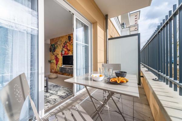 Terres Inconnues - Appartement de standing 3 pièces meublé