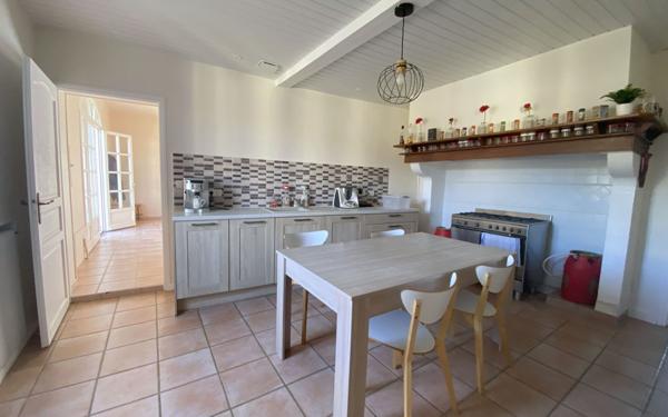 Maison à vendre    5 pièces • 170 m2 Pomarez