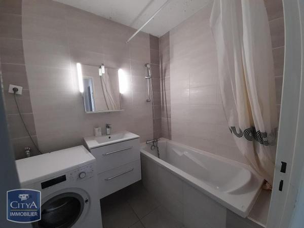 Appartement à louer 3 pièces 59.9m² Gradignan (33170)