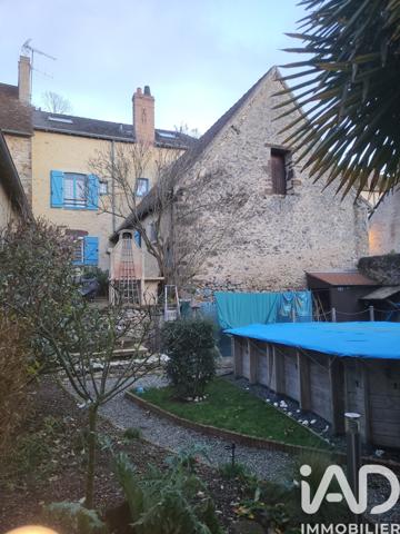 Maison à vendre 6 pièces 175 m² Fresnay-sur-Sarthe