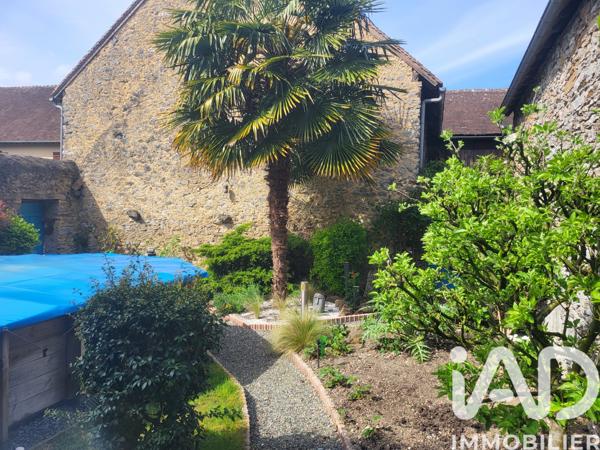 Maison à vendre 6 pièces 175 m² Fresnay-sur-Sarthe