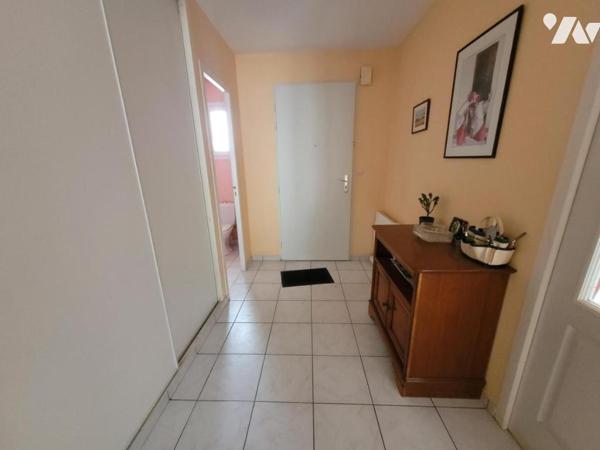 EXCLUSIVITE NOTAIRE: SABLE SUR SARTHE-PAVILLON DE TYPE 4-REF:VDL2157