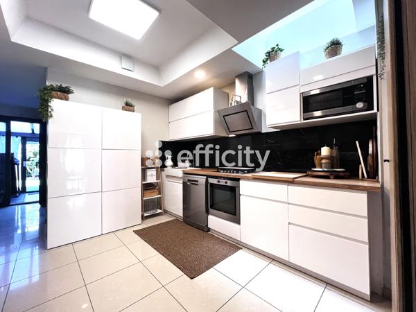 Maison 7 pièces - 186 m² Exclusivité efficity