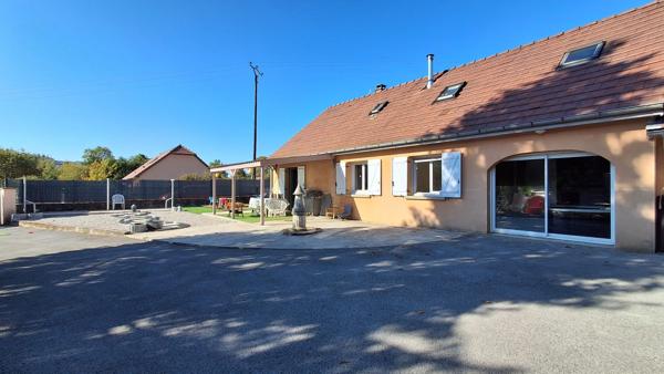 Maison 6 km de Crançot et 14 km de Lons le Saunier