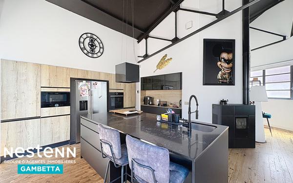 A vendre Loft d'exception avec terrasse et piscine, 3 chambres garage centre ville Montauban (82)