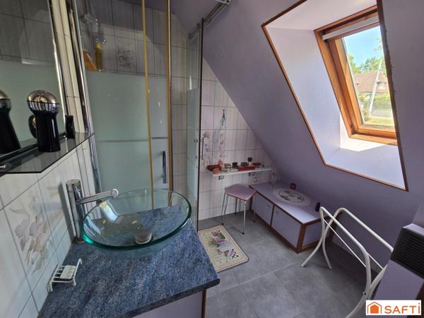 Superbe pavillon familial. Calme, confort et sous-sol total à Lisieux