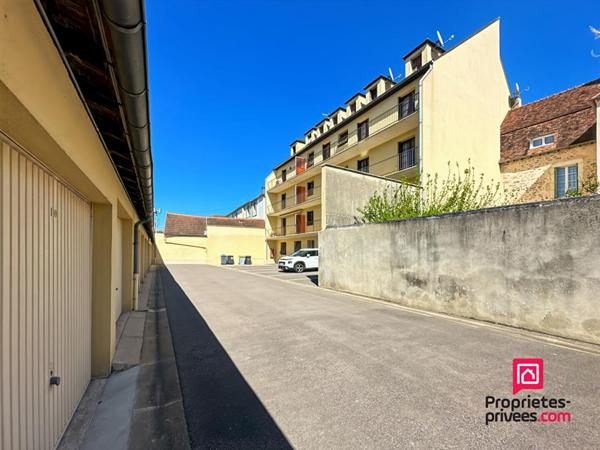 Appartement T3 rénové avec goût Centre-ville d'Avallon