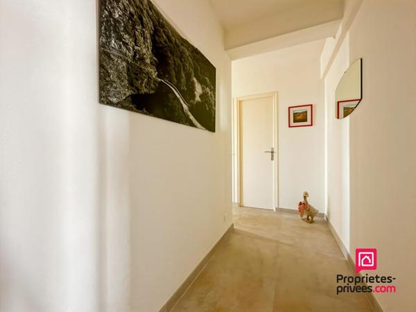 Appartement T3 rénové avec goût Centre-ville d'Avallon