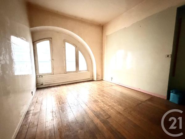 Appartement F3 à vendre  3 pièces - 76 m2 PARIS - 75018