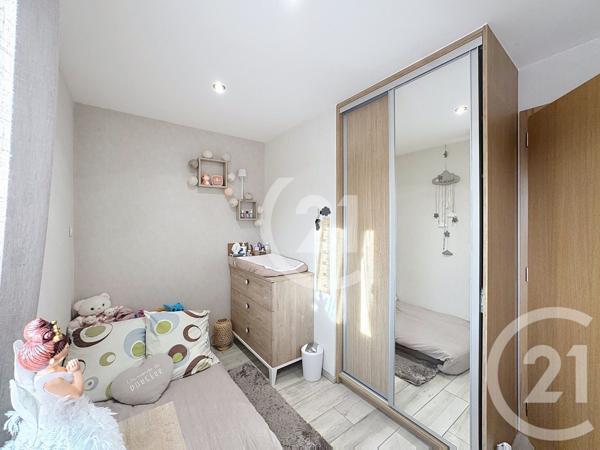 Appartement T4 à vendre  4 pièces - 59,72 m2 ETUPES - 25