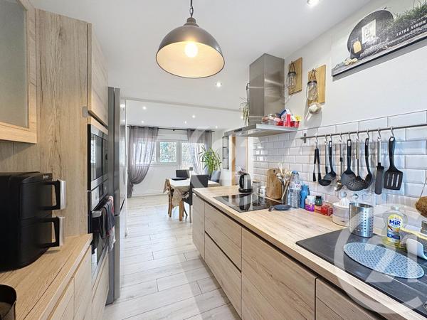 Appartement T4 à vendre  4 pièces - 59,72 m2 ETUPES - 25