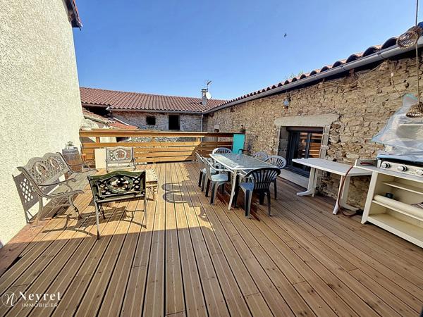 TARTARAS – MAISON DE VILLAGE EN PIERRE – ENV. 180 M² – 4 CHAMBRES – GARAGE 36M²