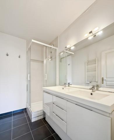 Saint-Germain-en-Laye (78100) A 5 minutes à pied du Tram 13 - Appartement 87 m² 3 ch, terrasse 15m² + 2 parking