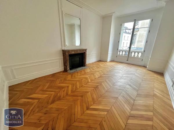 Appartement à louer 6 pièces 170.34m²