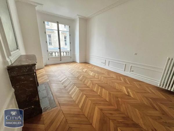 Appartement à louer 6 pièces 170.34m²